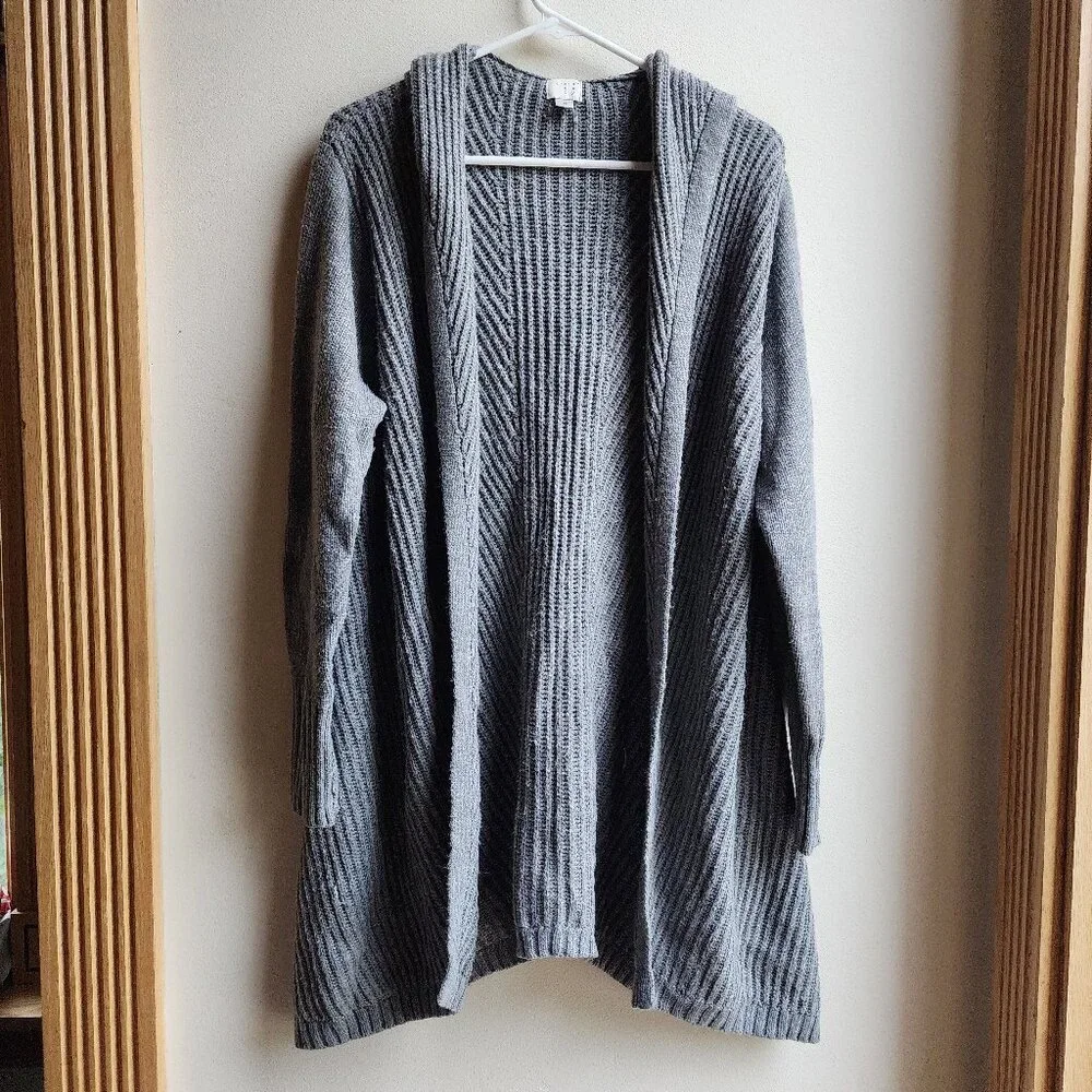 A New Day Gray Open Cardigan Size Medium